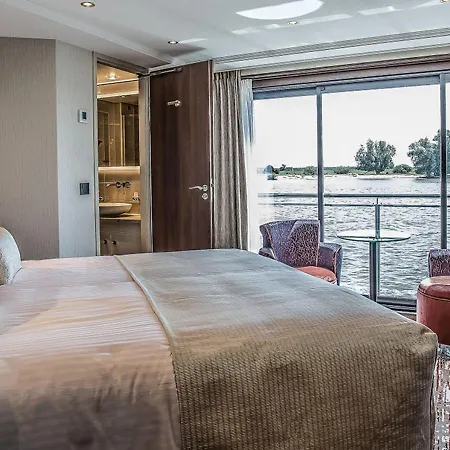 Hotel Baxter Hoare Hotelship - Oscar Düsseldorf