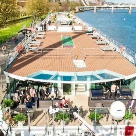 Baxter Hoare Hotelship - Oscar 4*